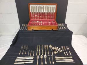 lot 144 image: 112 pc Silver Plated Silverware Set