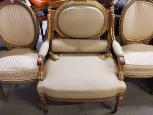 lot 126 image: Antique  3-pc Sitting Room Set