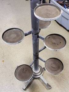 lot 131 image: Very Heavy Multiple Plant Stand
