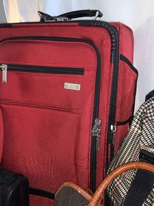 lot 163 image: Variety of Luggage