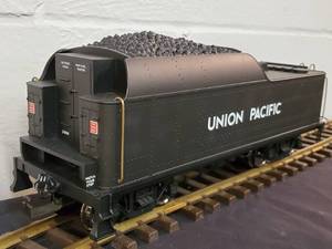 lot 15 image: Aristo Craft Trains 1 Gauge Large Scale 4-6-2 Union Pacific Steam Locomotive & Tender ART-21408