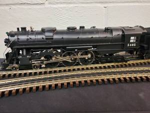 lot 40 image: Beautiful Williams O 3-Rail 4-6-4 Hudson Locomotive #5405 &  New York Central Tender