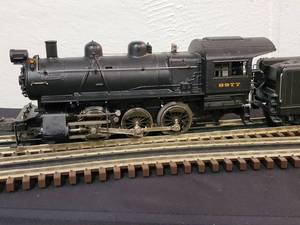 lot 41 image: Lionel O 3-Rail 0-6-0 Pennsylvania Locomotive &Tender #8977