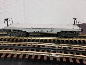lot 51 image: Lionel Lines O Scale Flat Car #6411