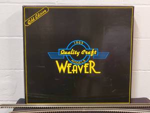 lot 59 image: Weaver Gold Edition 3-Rail Illuminated Hiawatha 5-Aluminum Passenger Car Set
