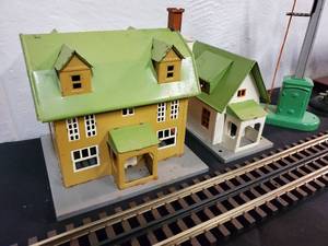 lot 62 image: Vintage Train Set Accessories