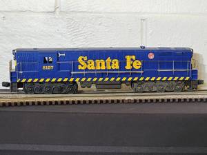 lot 99 image: Lionel O 3-Rail Santa Fe Diesel Engine #8157