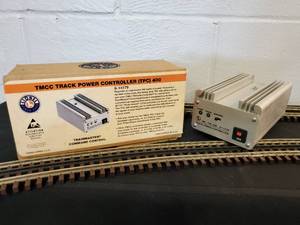 lot 111 image: Lionel TMCC Track Power Controller  (TPC) 400 6-14179