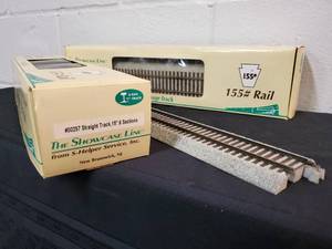 lot 132 image: (2) Boxes Showcase Line S Gauge Straight track