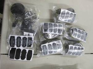 lot 12 image: 6 Shower Liquid Sets with Labels...