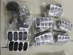 lot 13 image: 6 Shower Liquid Sets with Labels...