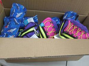 lot 324 image: Box of Pencil Pouches...