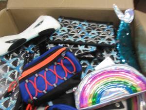 lot 331 image: Box of Pencil & Binder Pouches...