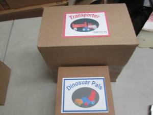 lot 364 image: Wooden Toys Dinosaur Pals, Transpo...