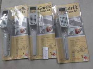 lot 74 image: 3 Garlic Press Kits...
