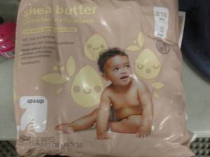 lot 137 image: Shea Butter Baby Wipes 216 ct...