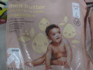 lot 140 image: Shea Butter Baby Wipes 216 ct...