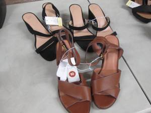 lot 149 image: 3 pr NWT Ladies Shoes Size 10,10,11...
