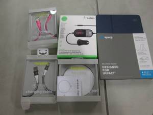 lot 163 image: Assorted Electronics Accesssories...