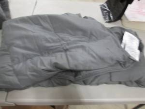 lot 167 image: Tranquility 48x72 inch Grey Weighte...