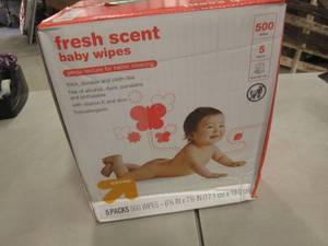 lot 176 image: 500 ct Fresh Scent Baby Wipes...