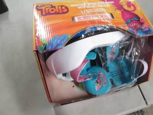 lot 248 image: Trolls Helmet & Skates Combo...