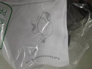 lot 250 image: Full Face Snorkel Mask...