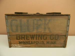 Vintage Wooden Beer Crate - Gluek Brewing Minneapolis Minnesota - Wood Brewery Box With Working Latch - AWESOME PIECE - SEE PICTURES
