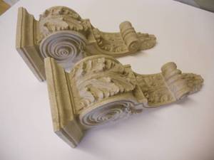 lot 33 image: Set of 2 corbels or shelves
