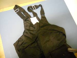 lot 110 image: Adult Medium SnowSkiSnowmobile Bibs