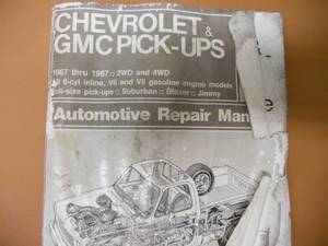 lot 85 image: 1967-1987 Chevrolet & GMC Pick-ups Automotive Repair Manual
