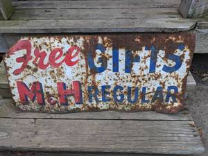 lot 73 image: Antique Rusty Two Sided Sign