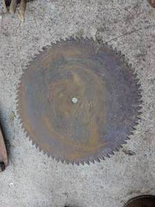 lot 76 image: Large Circular Saw Blade