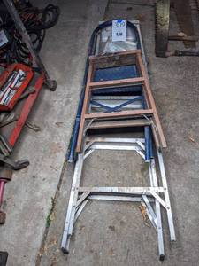lot 309 image: (3) Step Stools