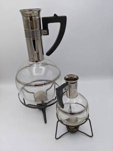 lot 180 image: Vintage Coffee Makers