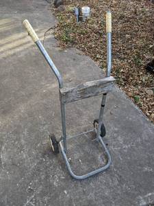 lot 261 image: Hand Truck
