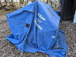 lot 270 image: Trap Voyager Ice Shanty - AS IS