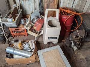 lot 273 image: Assorted Garage Items - see photos