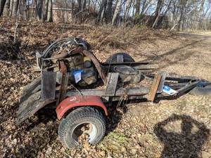 lot 214 image: 6.2L engine and 14 Trailer