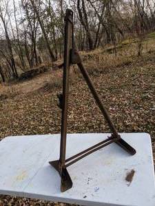 lot 225 image: Vintage Car Jack