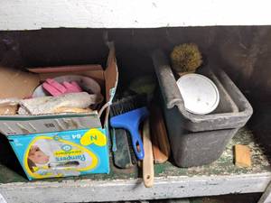 lot 84 image: Assorted Cleaning Supplies