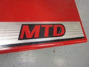 lot 1 image: (Near New) MTD 24 Snowblower