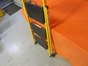lot 52 image: 3 Step Ladder