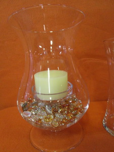 lot 78 image: Lot of Glass