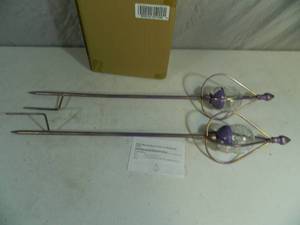 lot 17 image: Pair of New 30 inch Solar Garden Lights