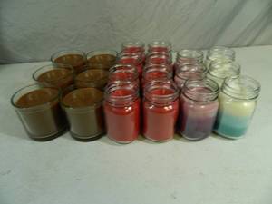 lot 69 image: 20 New Soy-Blend Candles