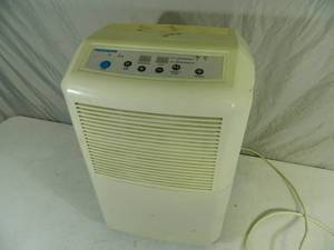 lot 98 image: Fedders Dehumidifier