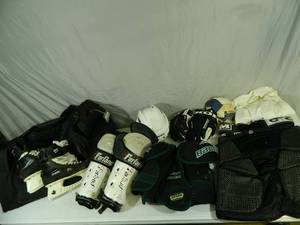 lot 102 image: Hockey Equipment