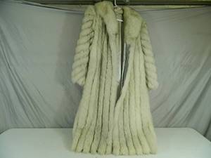 lot 141 image: Jacket