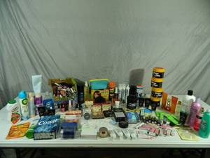 lot 147 image: Huge Lot of Beauty  Personal Products